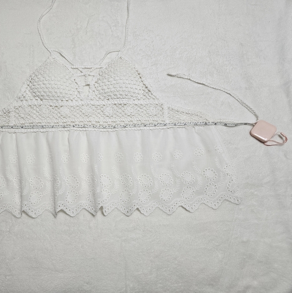 Crochet Open Back Halter Top - Picture 11 of 16